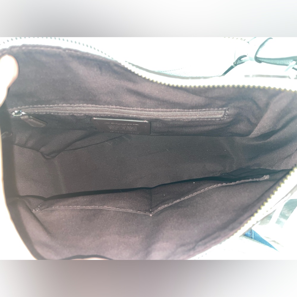 ✨ Coach Pebbled Leather Hobo Shoulder Bag – Gray – Classic Slouchy Style - Picture 4 of 7